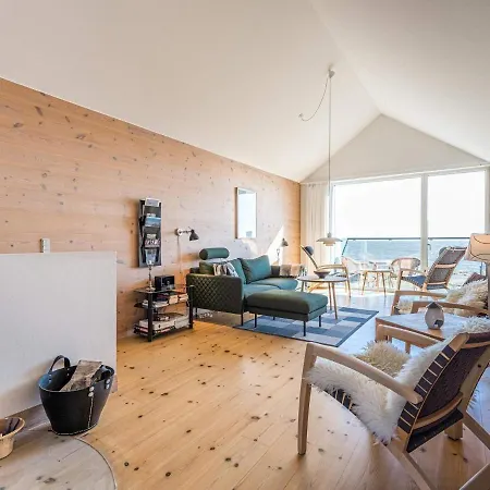 Holiday Lxxxiv Hvide Sande